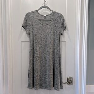 Old Navy Women’s Midi Dress Soft Comfy and Stretchy Size Medium Color Gray